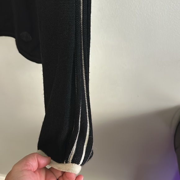 Indigenous One Weave women hand loomed Peruvian alpaca & wool blend sweater - Picture 6 of 13